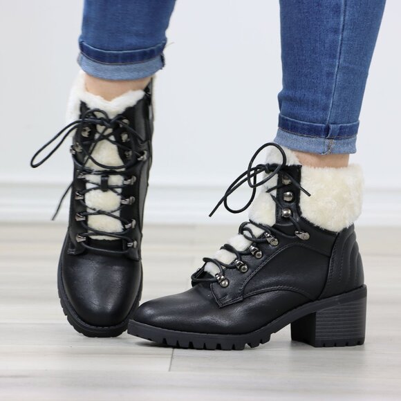 Black Lace Up Ankle Boots Chunky Heel Faux Fur Lined - Picture 10 of 16